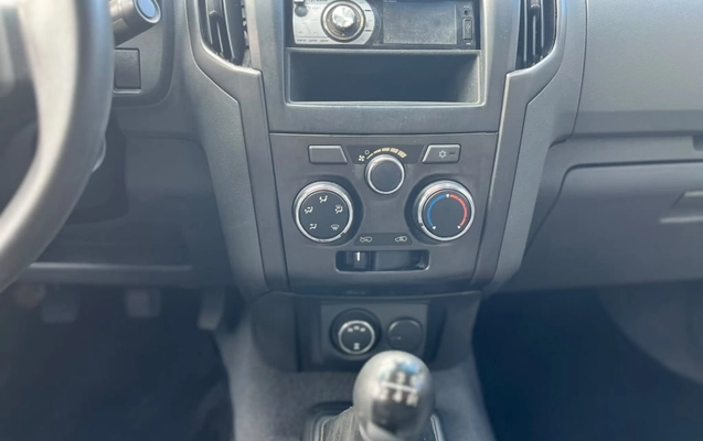 imagem-https://www.socarrao.com.br/sc-vehicle-images-prod/4460705/1793134671525-vehicle_image_1793134654_1664c6ea643ffbe7af76354c616babed.jpeg