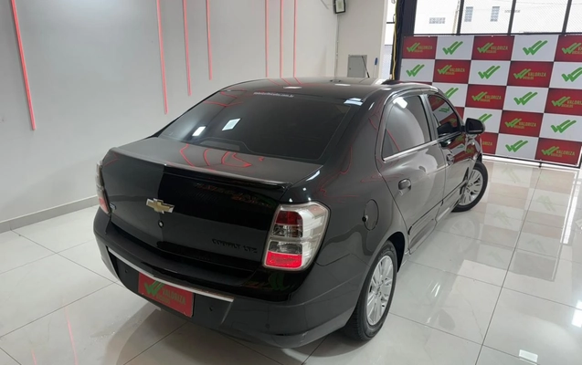 imagem-https://www.socarrao.com.br/sc-vehicle-images-prod/4460888/1793124968262-26de388e-2c81-44b6-b6f8-80c302ec5ba2.jpg