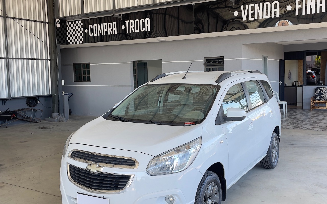 Chevrolet Spin 2013 Branco — foto 1 de 3