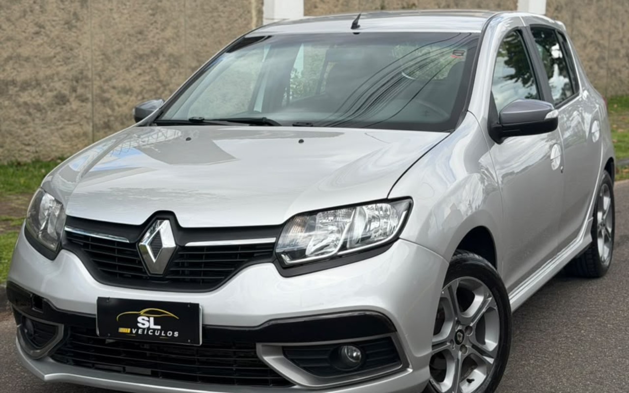 Renault Sandero 2019 Prata — foto 1 de 3
