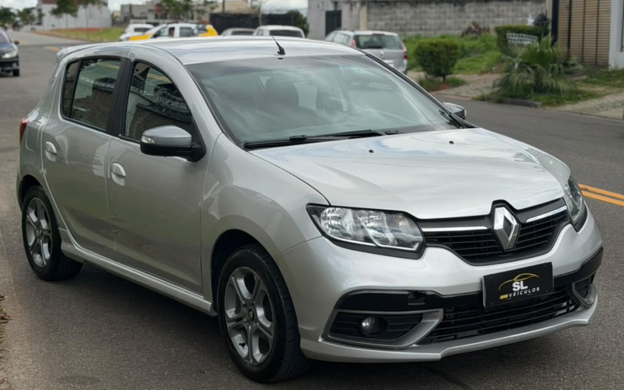 imagem-https://www.socarrao.com.br/sc-vehicle-images-prod/4461097/1793126318293-V2hhdHNBcHAgSW1hZ2UgMjAyNi0xMC0yNyBhdCAxNC4xMi41Ni5qcGVn.jpeg