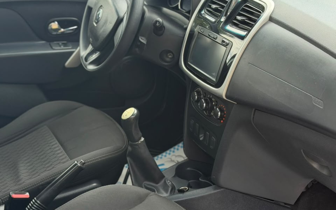 imagem-https://www.socarrao.com.br/sc-vehicle-images-prod/4461097/1793126319033-V2hhdHNBcHAgSW1hZ2UgMjAyNi0xMC0yNyBhdCAxNC4xMy4wMiAoMSkuanBlZw.jpeg