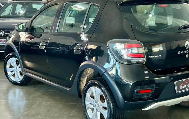imagem-https://www.socarrao.com.br/sc-vehicle-images-prod/4461127/1793126702663-c2f499610a0942c7b926614ef546788f_1793126131547.jpg
