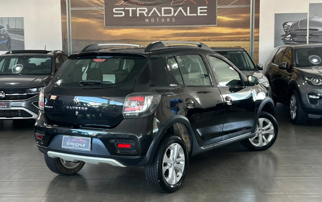 imagem-https://www.socarrao.com.br/sc-vehicle-images-prod/4461127/1793126702667-346ea8feff0b4343b7fbba9463e3cd7a_1793126131542.jpg