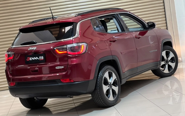 imagem-https://www.socarrao.com.br/sc-vehicle-images-prod/4461326/1793128242229-Emh1GaPzorHBLuf6CQjeB6pB3iDT01zZ.jpg