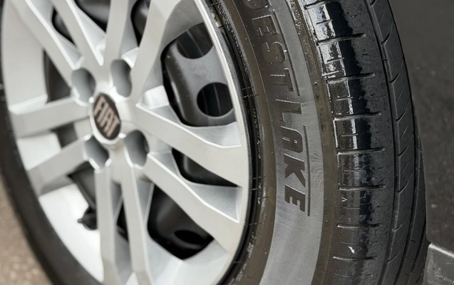imagem-https://www.socarrao.com.br/sc-vehicle-images-prod/4461343/1793128321568-V2hhdHNBcHAgSW1hZ2UgMjAyNi0xMC0yNyBhdCAxNS4xNy4wMy5qcGVn.jpeg
