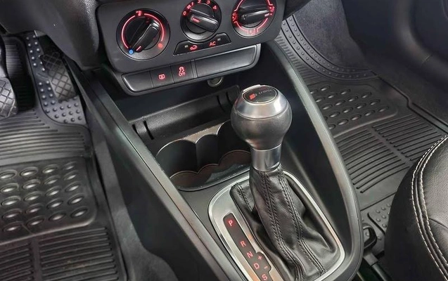 imagem-https://www.socarrao.com.br/sc-vehicle-images-prod/4461345/1793128497937-8611747_3_B_c6188e4665.jpeg