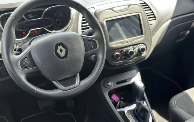 imagem-https://www.socarrao.com.br/sc-vehicle-images-prod/4461346/1793128358370-003_8265c1315e2b0efd234d538b314e4eb2.jpg