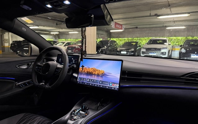 imagem-https://www.socarrao.com.br/sc-vehicle-images-prod/4461382/1793128555588-27BDFuMYJyx4t6SBrARifSuKO2JiH3XG.jpg