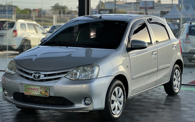 imagem-https://www.socarrao.com.br/sc-vehicle-images-prod/4461399/1793128647377-003_50aaa302f0ac0ae5454ea80b8dfaf42c.jpeg