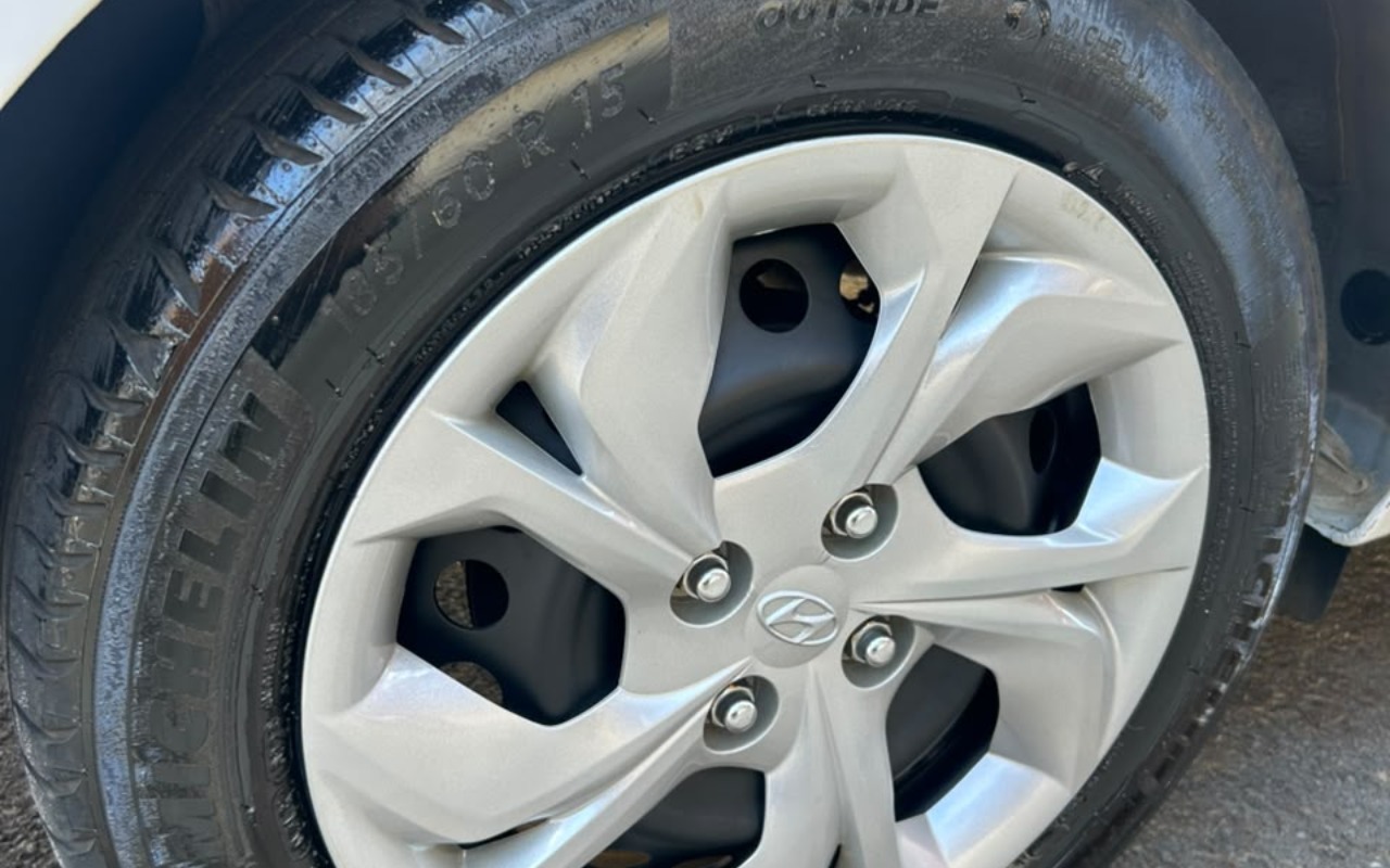 imagem-https://www.socarrao.com.br/sc-vehicle-images-prod/4461525/1793129544049-V2hhdHNBcHAgSW1hZ2UgMjAyNi0xMC0yNiBhdCAxNS4yMC4wOCAoMykuanBlZw.jpeg