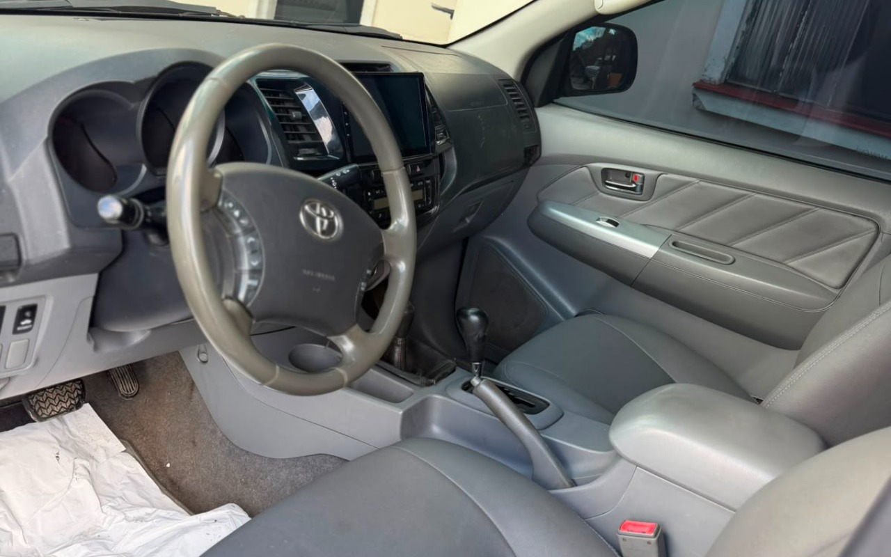 imagem-https://www.socarrao.com.br/sc-vehicle-images-prod/4461538/1793129773884-NDcwNWNkMDktZWRmYy00N2M4LTg4ODgtODViMDVjODkwZWYyLmpmaWY.jfif