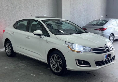 Citroën C4 Lounge 2015 Branco — foto 1 de 3