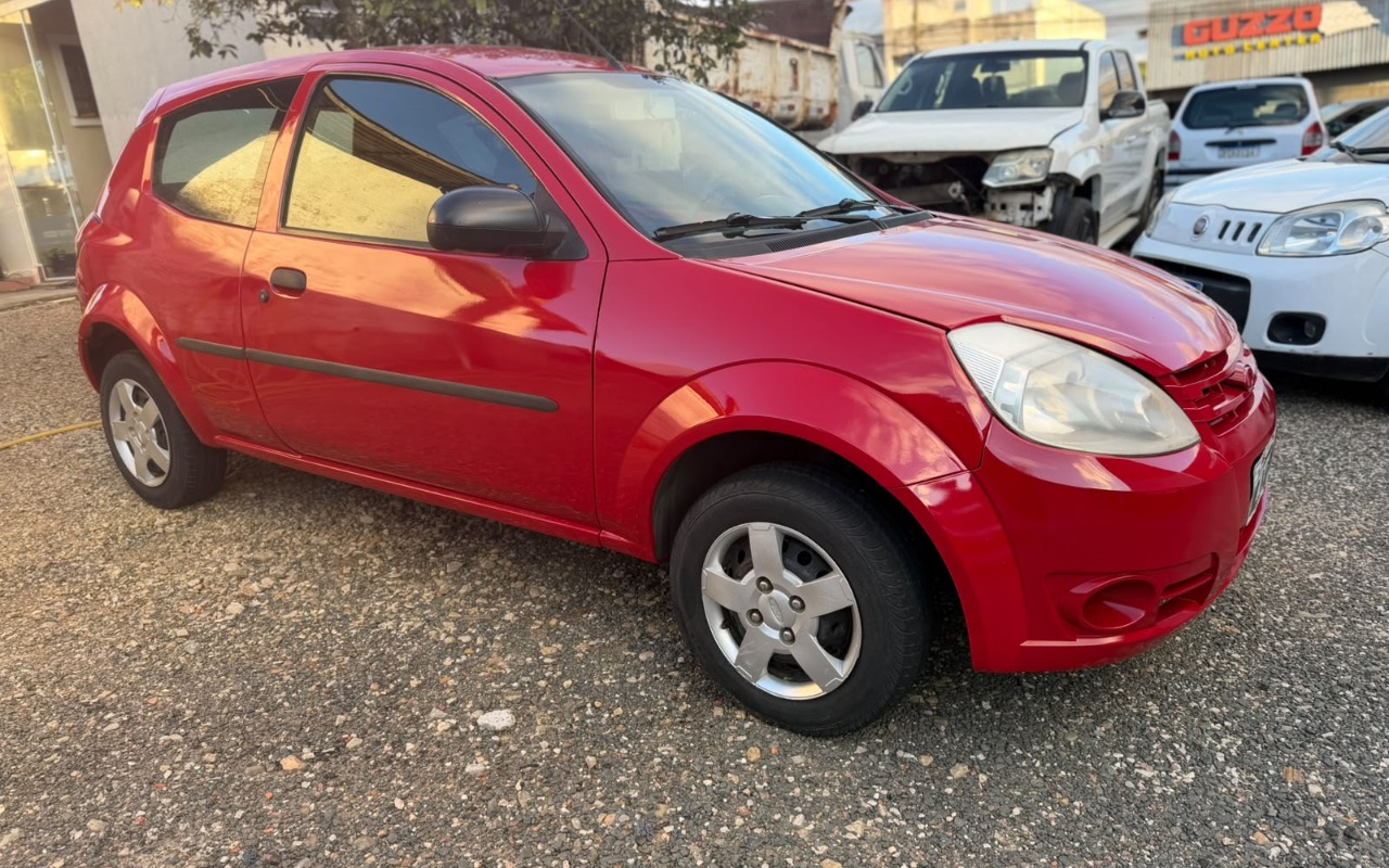 imagem-https://www.socarrao.com.br/sc-vehicle-images-prod/4461662/1793130608314-MWZhNzVhOTgtODUzZC00NmRhLWEyYjMtYjNjZmE2MjUxMWY4LmpmaWY.jfif