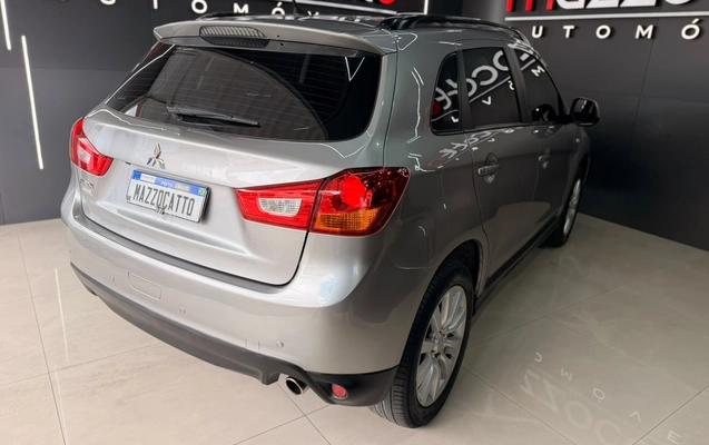 imagem-https://www.socarrao.com.br/sc-vehicle-images-prod/4461715/1793131003511-003_cb78505504b5417927d86a2140613d57.jpg