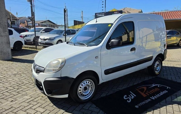imagem-https://www.socarrao.com.br/sc-vehicle-images-prod/4461735/1793131185672-8541419_8_B_83fc178278.jpeg