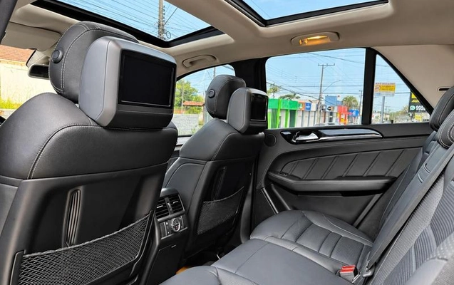 imagem-https://www.socarrao.com.br/sc-vehicle-images-prod/4461846/1793189509509-8607171_3_B_6b7ffc9269.jpeg