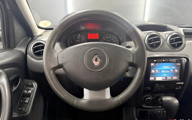 imagem-https://www.socarrao.com.br/sc-vehicle-images-prod/4461851/1793131996764-003_df3e2ad7402749d3e6a10d8f922aeb0b.jpg
