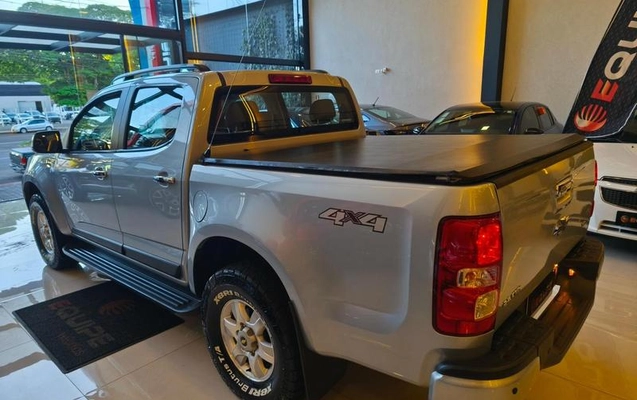 imagem-https://www.socarrao.com.br/sc-vehicle-images-prod/4461861/1793132022955-8463326_4_B_47a8c53189.jpeg