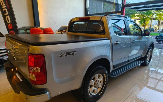 imagem-https://www.socarrao.com.br/sc-vehicle-images-prod/4461861/1793132022958-8463326_6_B_4a3eaa8851.jpeg