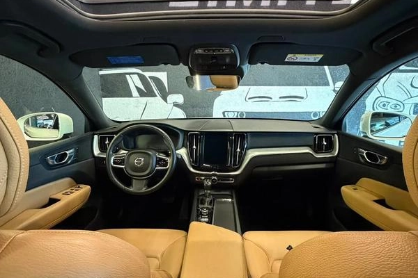 imagem-https://www.socarrao.com.br/sc-vehicle-images-prod/4461907/1793132453512-8602480_6_B_9862914f8f.jpeg