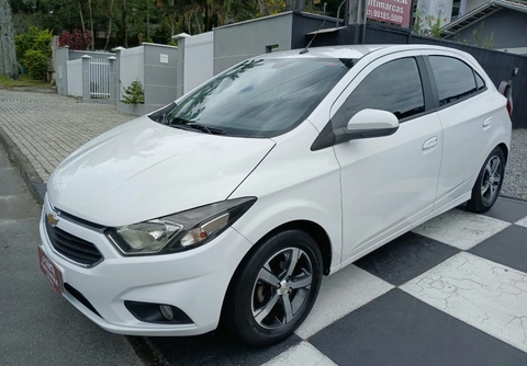Chevrolet Onix 2018 Branco — foto 1 de 3