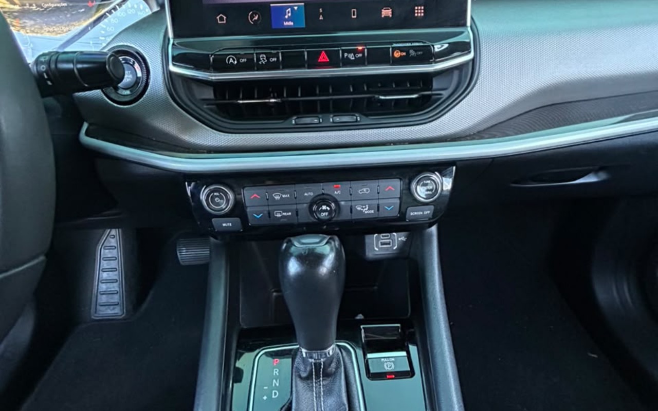 imagem-https://www.socarrao.com.br/sc-vehicle-images-prod/4462096/1793133720265-V2hhdHNBcHAgSW1hZ2UgMjAyNi0xMC0yNiBhdCAxNy41Ny4xOCAoNikuanBlZw.jpeg
