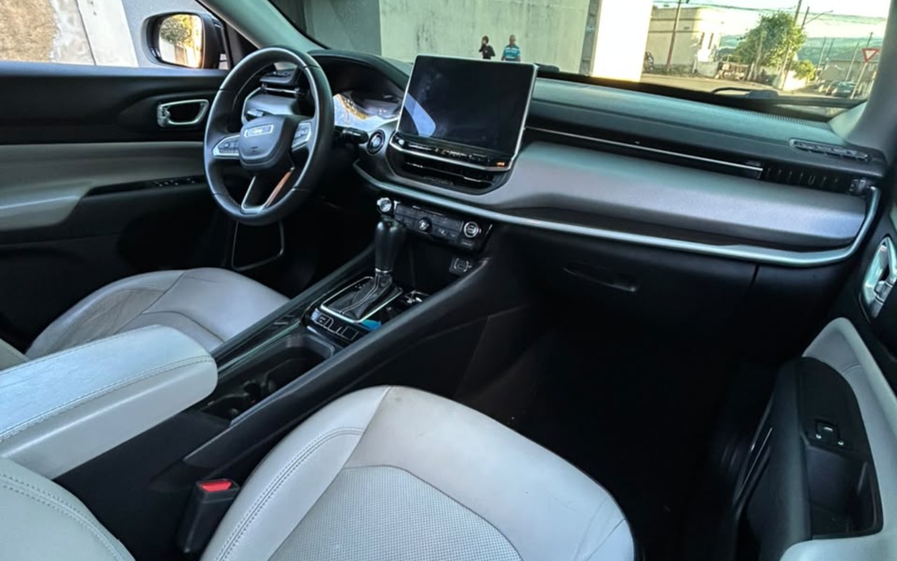 imagem-https://www.socarrao.com.br/sc-vehicle-images-prod/4462096/1793133720363-V2hhdHNBcHAgSW1hZ2UgMjAyNi0xMC0yNiBhdCAxNy41Ny4xOCAoNykuanBlZw.jpeg