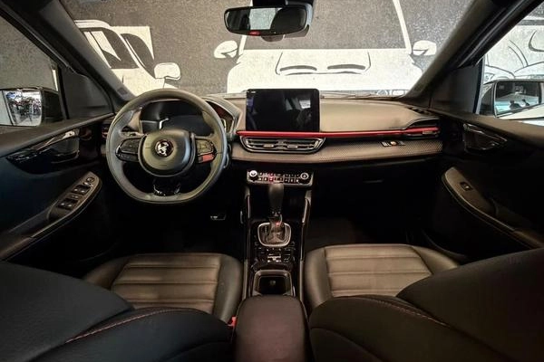 imagem-https://www.socarrao.com.br/sc-vehicle-images-prod/4462228/1793134414976-8601678_6_B_39918512e5.jpeg