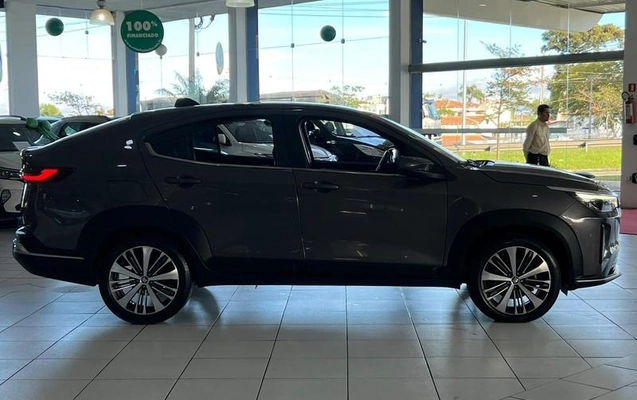 imagem-https://www.socarrao.com.br/sc-vehicle-images-prod/4462247/1793134331656-8320527_14_B_cdc01a98d6.jpeg