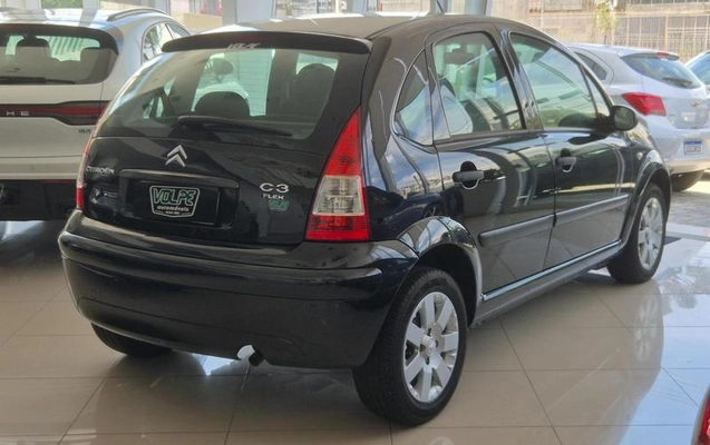 imagem-https://www.socarrao.com.br/sc-vehicle-images-prod/4462304/1793205699998-8612491_4_B_e16df023aa.jpeg