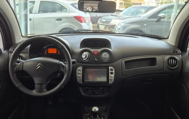 imagem-https://www.socarrao.com.br/sc-vehicle-images-prod/4462304/1793205700000-8612491_8_B_5cd8feb588.jpeg