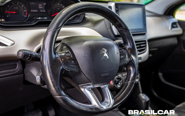 imagem-https://www.socarrao.com.br/sc-vehicle-images-prod/4462320/1793134703723-003_0350fa61eab3bb92861cb646a79c823f.jpg