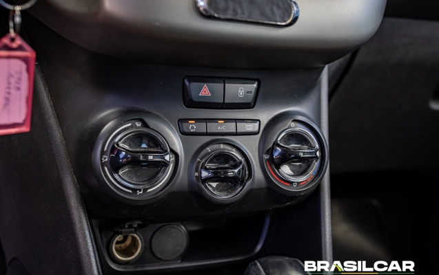 imagem-https://www.socarrao.com.br/sc-vehicle-images-prod/4462320/1793134703728-003_2d38cb97d8140d3836280b2c572e485f.jpg