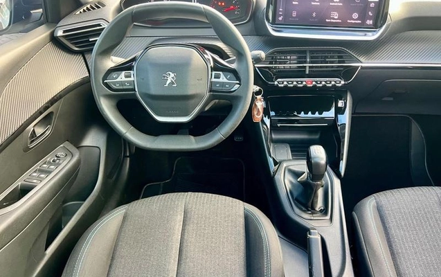 imagem-https://www.socarrao.com.br/sc-vehicle-images-prod/4462325/1793134749609-8612476_14_B_0929b6b5f1.jpeg