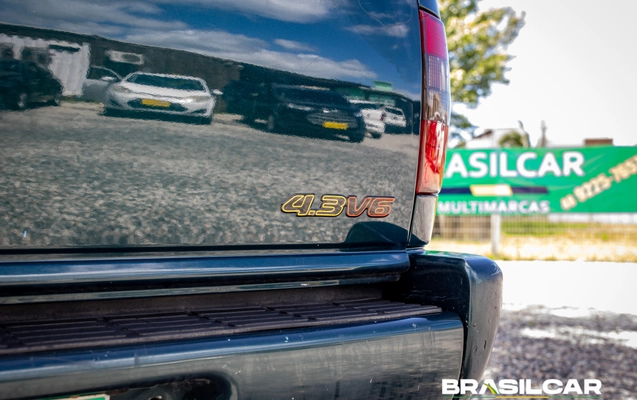 imagem-https://www.socarrao.com.br/sc-vehicle-images-prod/4462340/1793134857660-003_e8017eded4f4f64a496f44119b158bd2.jpg