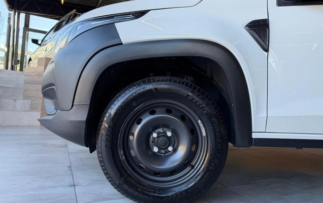 imagem-https://www.socarrao.com.br/sc-vehicle-images-prod/4462449/1793135293236-8605071_10_B_57e17326d4.jpeg
