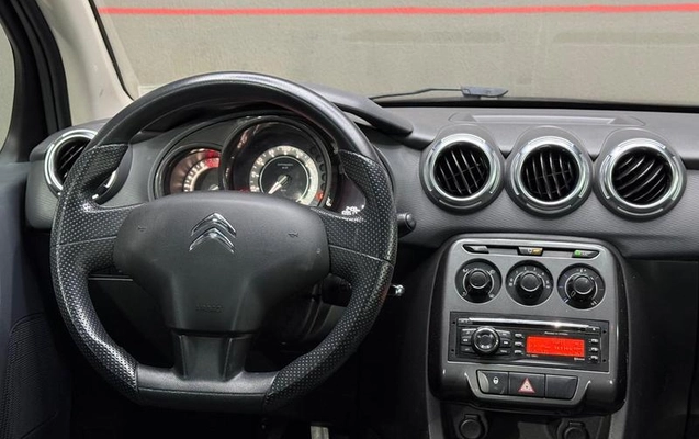 imagem-https://www.socarrao.com.br/sc-vehicle-images-prod/4462505/1793135432114-8147824_7_B_dbb50daa38.jpeg
