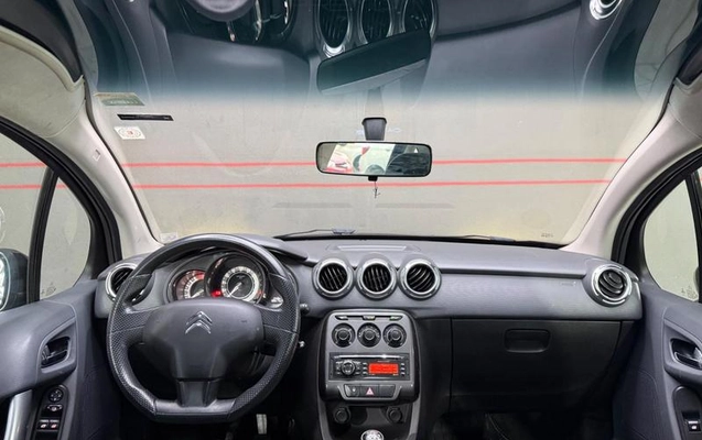 imagem-https://www.socarrao.com.br/sc-vehicle-images-prod/4462505/1793135432115-8147824_10_B_d68bd07f32.jpeg