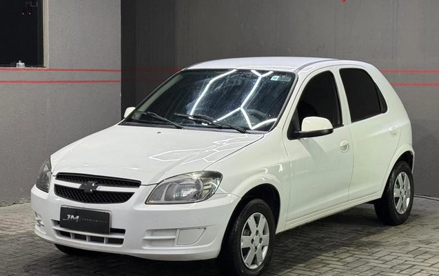 imagem-https://www.socarrao.com.br/sc-vehicle-images-prod/4462519/1793135442646-8282718_2_B_65fca65a83.jpeg