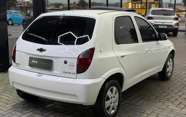 imagem-https://www.socarrao.com.br/sc-vehicle-images-prod/4462519/1793135442647-8282718_4_B_cdd7fed184.jpeg