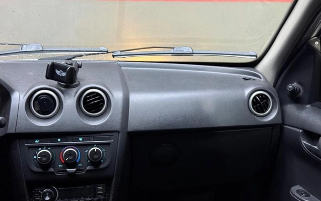 imagem-https://www.socarrao.com.br/sc-vehicle-images-prod/4462519/1793135442649-8282718_10_B_37e5da2971.jpeg