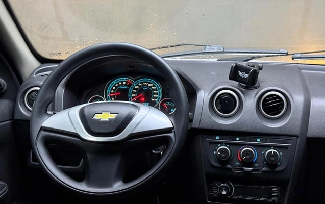 imagem-https://www.socarrao.com.br/sc-vehicle-images-prod/4462519/1793135442649-8282718_9_B_d4fbee8e5d.jpeg