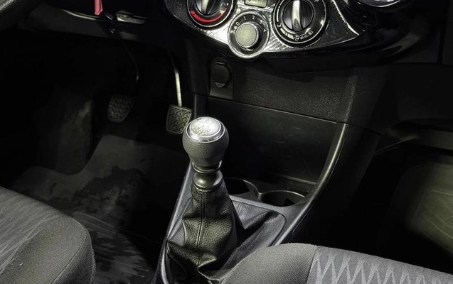 imagem-https://www.socarrao.com.br/sc-vehicle-images-prod/4462562/1793135516341-8303073_18_B_02df5b45e1.jpeg