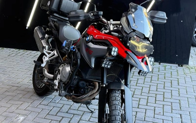 imagem-https://www.socarrao.com.br/sc-vehicle-images-prod/4462566/1793135532759-8258266_6_B_a912616059.jpeg