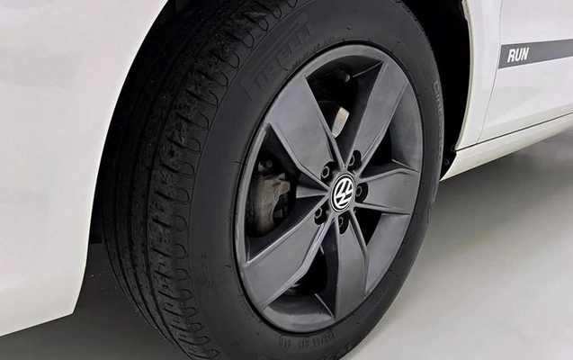 imagem-https://www.socarrao.com.br/sc-vehicle-images-prod/4462568/1793135536291-8609241_13_B_b5c0810e91.jpeg