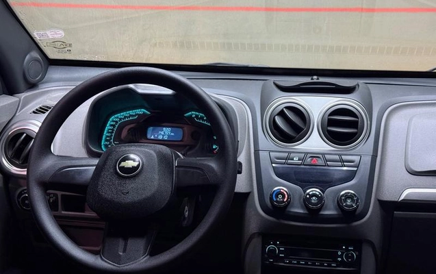 imagem-https://www.socarrao.com.br/sc-vehicle-images-prod/4462569/1793135557843-8440625_10_B_0f1594a695.jpeg