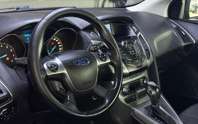 imagem-https://www.socarrao.com.br/sc-vehicle-images-prod/4462590/1793135603693-8608888_7_B_c550442dbe.jpeg