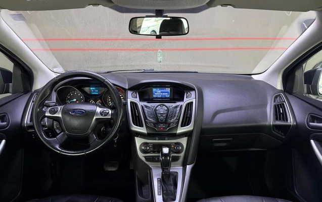 imagem-https://www.socarrao.com.br/sc-vehicle-images-prod/4462590/1793135603694-8608888_10_B_d4e3bb73a5.jpeg
