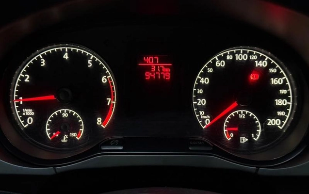 imagem-https://www.socarrao.com.br/sc-vehicle-images-prod/4462622/1793135629645-8598234_13_B_34fab7d2e7.jpeg